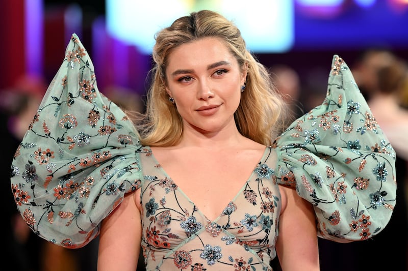 Actress Florence Pugh wore earthy-toned makeup at the premiere of Taika Waititi’s new film, "Klara and the Sun."