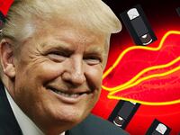 articles/2016/09/30/sex-tapes-didn-t-used-to-disgust-donald-trump/160930-Nuzzi-Trump-loves-sex-tapes_t61qzt
