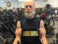 articles/2016/06/09/how-j-k-simmons-got-jacked-by-zac-efron-s-abs-trainer/160608-stern-simmons-trainer-tease_lxkyxw