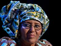 articles/2012/03/12/dr-hawa-abdi-receives-women-of-impact-award-from-witw-foundation/hawa-abdi-robbins-teaser_hidfqt