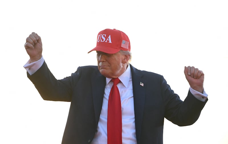 Donald Trump dancing