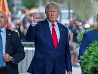 2022-08-23T004156Z_858239240_RC2OTV9NYKQW_RTRMADP_3_USA-TRUMP-DOCUMENTS_xhugqc