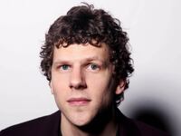 articles/2016/04/08/jesse-eisenberg-defends-his-lex-luthor-in-batman-v-superman/160407-yamato-jesse-eisenberg-tease_mrxyko