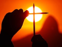 articles/2015/02/28/why-i-m-coming-out-as-a-christian/150228-cox-coming-out-christian-tease_ct5suc
