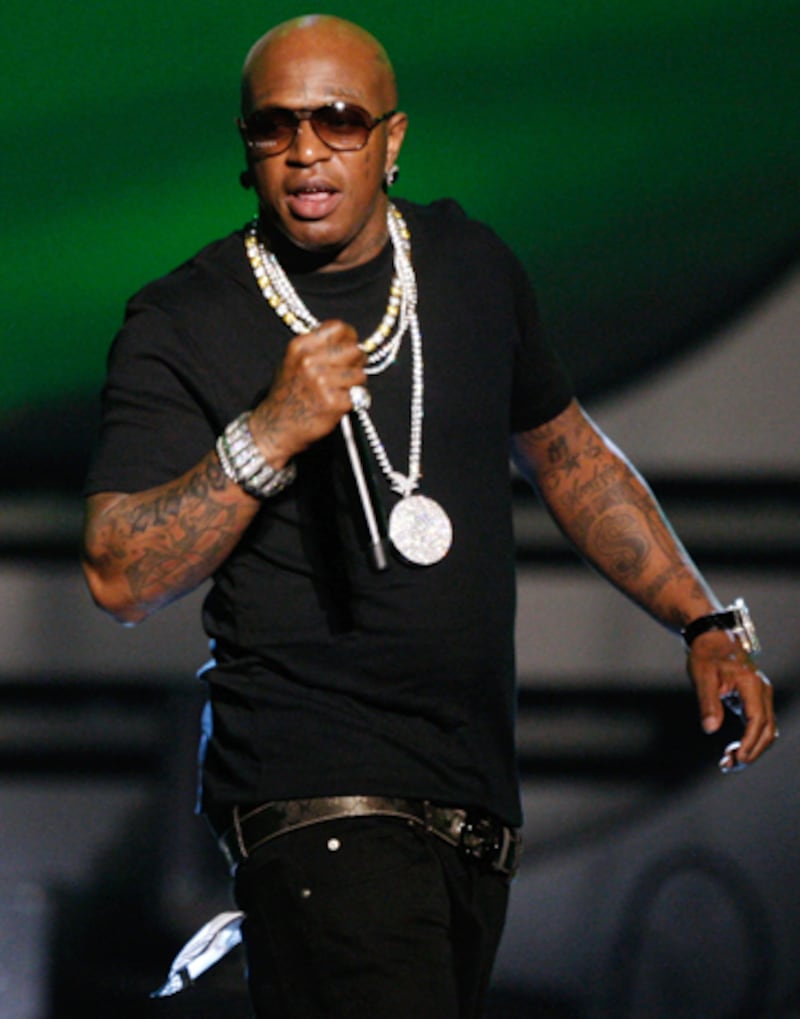 galleries/2012/02/04/celebrity-sports-gambling-the-biggest-betters-in-hollywood-photos/biggest-celebs-sport-bets-gal-birdman_pkrgdh