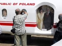 articles/2012/11/02/deadly-polish-plane-crash-still-mired-in-mystery/jukes-smolensk-conspiracy-tease-embed_m5a6fx