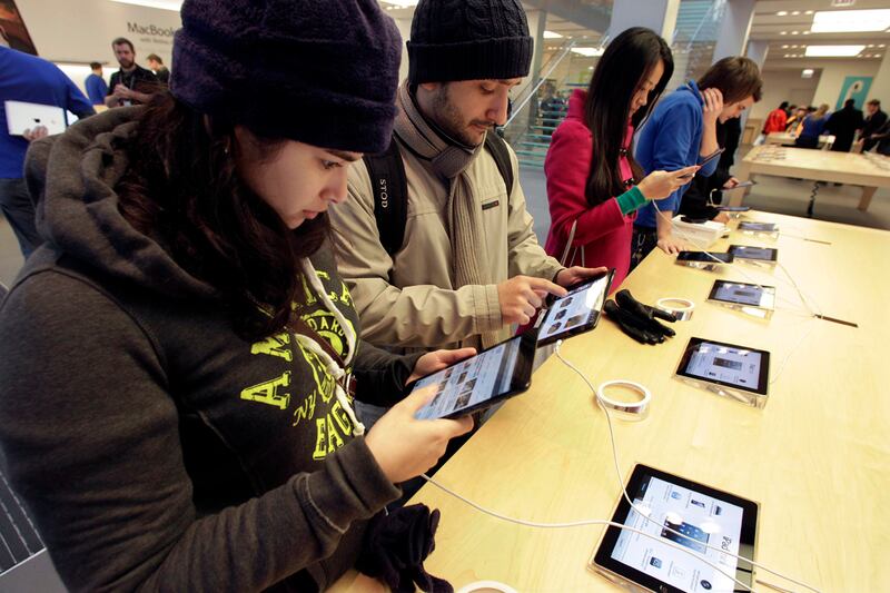 articles/2012/11/03/the-ipad-mini-s-mixed-reception-tech-bloggers-weigh-in/ipad-mini-reports_n7fhjp