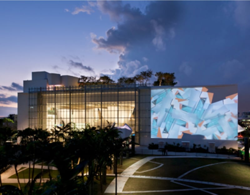 articles/2011/01/26/frank-gehrys-new-world-center-opens-in-miami-beach/mcguigan-gehry-new-world_155195_lmyplt