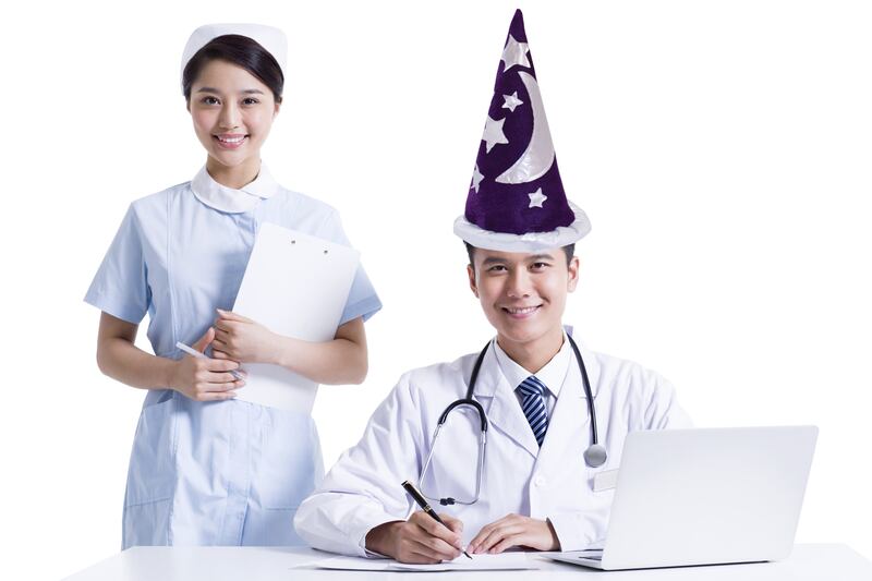 articles/2014/03/26/doctors-can-t-prescribe-a-magical-cure-for-everything/140325-saunders-wiz-doc-tease_tltwp3