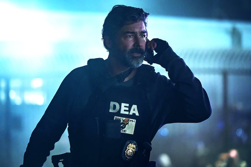Kyle Chandler in The Rip.