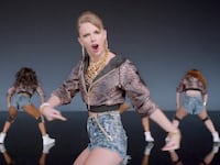 articles/2014/08/18/taylor-swift-s-shake-it-off-is-disappointing/140818-fallon-swift-new-vid-tease_dgly2k