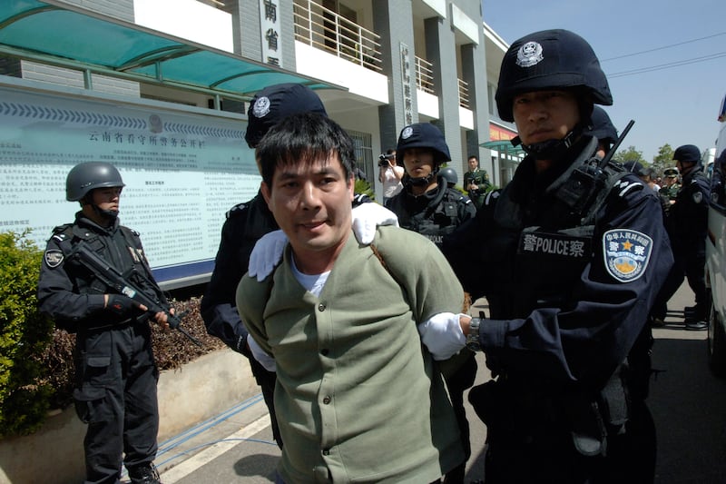 articles/2014/04/17/how-china-used-drones-to-capture-a-notorious-burmese-drug-lord/140416-hong-warlords-tease_agsppq