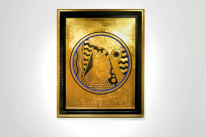 articles/2014/05/23/lina-viktor-is-the-artist-who-paints-with-gold/140722-arcadia-embed02_j1g5yu