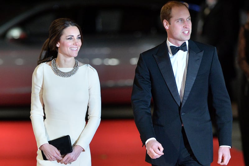 articles/2013/12/19/hacking-trial-delivers-an-unwelcome-christmas-present-for-william-and-kate/131219-phone-hacking-royal_sw3hdf