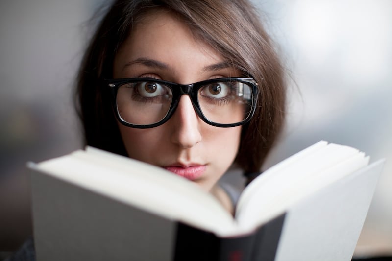 articles/2013/09/22/dave-eggers-arcade-fire-and-other-hipsters-shun-the-internet/130921-anti-tech-hipster-tease_rcxr0x