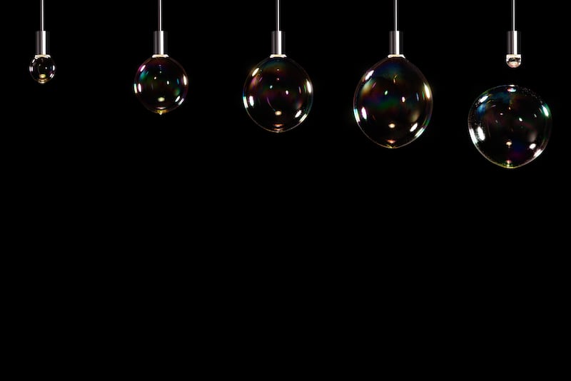 galleries/2012/12/08/at-design-miami-modern-art-s-next-masters-photos/07basel-bulbs2_zlerm4
