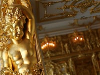 articles/2016/05/22/the-mystery-of-the-nazis-and-the-vanishing-amber-room/160521-mcnearny-amber-room-tease_fauh34