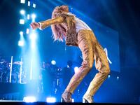 190605-fallon-dion-embed_uc3aqz