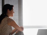 articles/2010/04/21/the-dangers-of-digital-detoxing/rufus-digital-detox_95731_vuv3eo