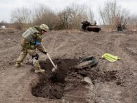 2022-03-28T122052Z_951907008_RC2MBT9UGPV0_RTRMADP_3_UKRAINE-CRISIS_sugnkn