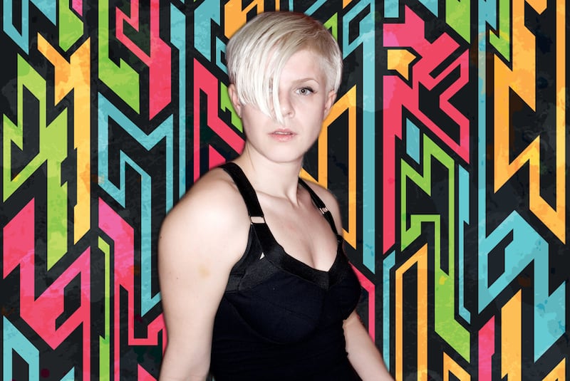 articles/2014/05/27/robyn-and-royksopp-s-summertime-soundtrack-do-it-again/140526-romano-robyn-tease_reimen