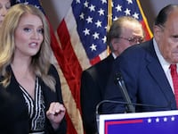 2020-11-23T230549Z_929981576_RC2B9K9AHYJO_RTRMADP_3_USA-TRUMP-ELECTION-LAWSUIT_nqtoww