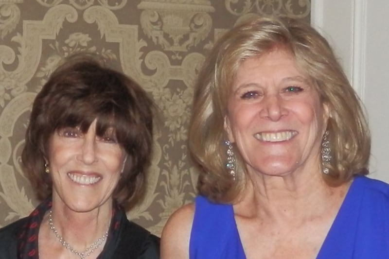 articles/2012/06/28/lynn-sherr-remembers-college-friend-nora-ephron/norah-and-lynn-embed_elycri