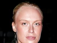 articles/2012/09/13/caridee-english-weighs-in-on-former-top-model-meth-addiction/caridee-english-fashion-beast_yqtc3v