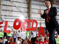 2016-09-28T000000Z_643052091_S1BEUDVFETAA_RTRMADP_3_USA-ELECTION-TRUMP_fqpvrp