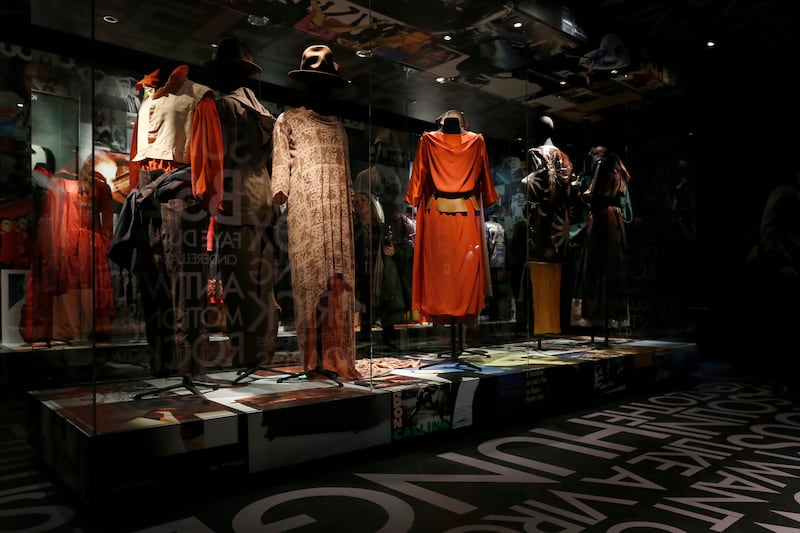 articles/2014/03/04/what-drives-fashion-designer-dries-van-noten/20140303-moroz-van-noten-embed_bwpr9x
