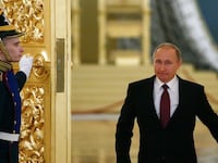 cheats/2016/12/21/u-s-adds-more-russians-to-sanctions-list/161220-russia-sanctions-putin-chef-cheat_f5j7py