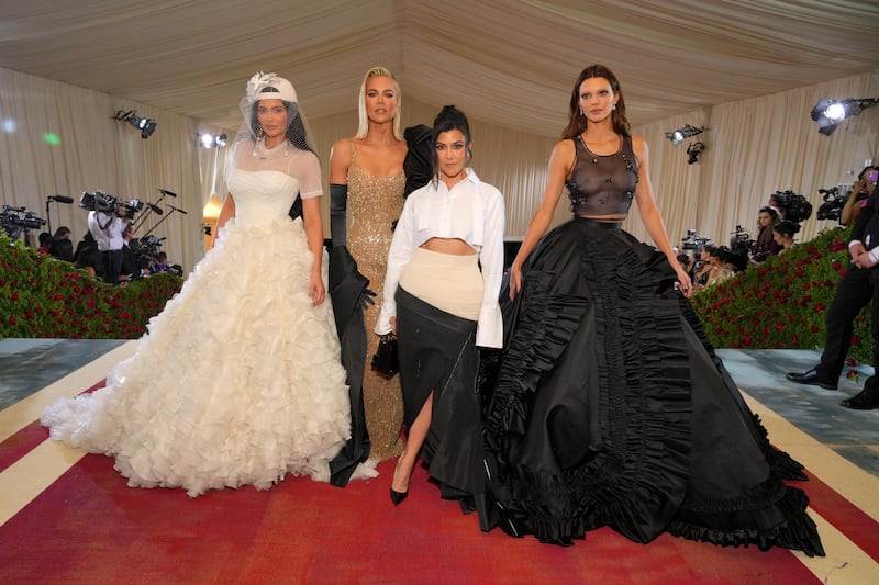 met-gala-Kylie-Jenner_-Khloé-Kardashian_-Kourtney-Kardashian_-and-Kendall-Jenner_ziglqw