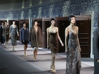 articles/2013/03/11/many-models-get-paid-in-clothes-not-cash-but-that-might-be-changing/130311-model-pay-sidell-tease_qoihns