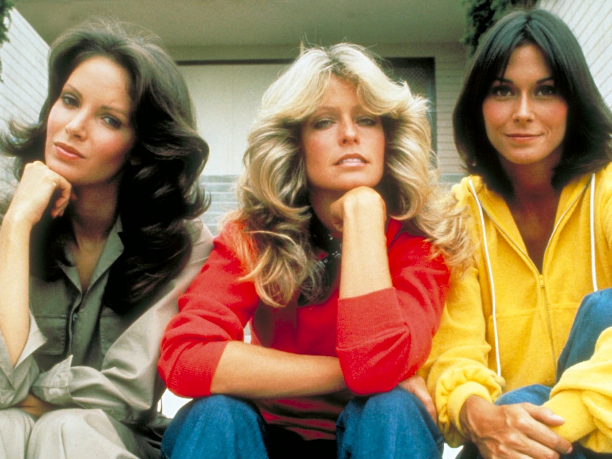 Charlie's Angels' Star Jaclyn Smith, 80, Recreates Iconic Photo With Son