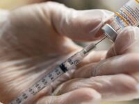 2021-12-06T140206Z_719527260_RC2G8R9598W0_RTRMADP_3_HEALTH-CORONAVIRUS-AFRICA-PFIZER_rvgrdp