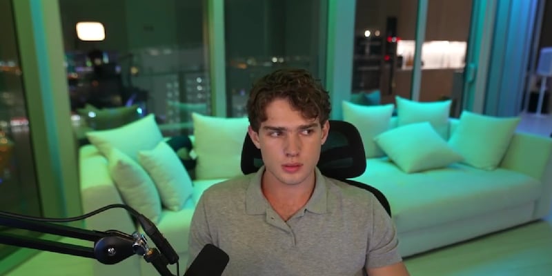 Clavicular influencer undergoes nose job