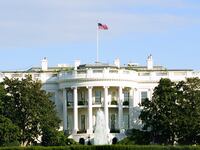 cheats/2015/11/12/secret-service-agent-arrested-for-sexting/131029-white-house-cheat_ffb1em