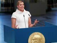 171210-nobel-winner-nuclear-warning-cheat_grdchc