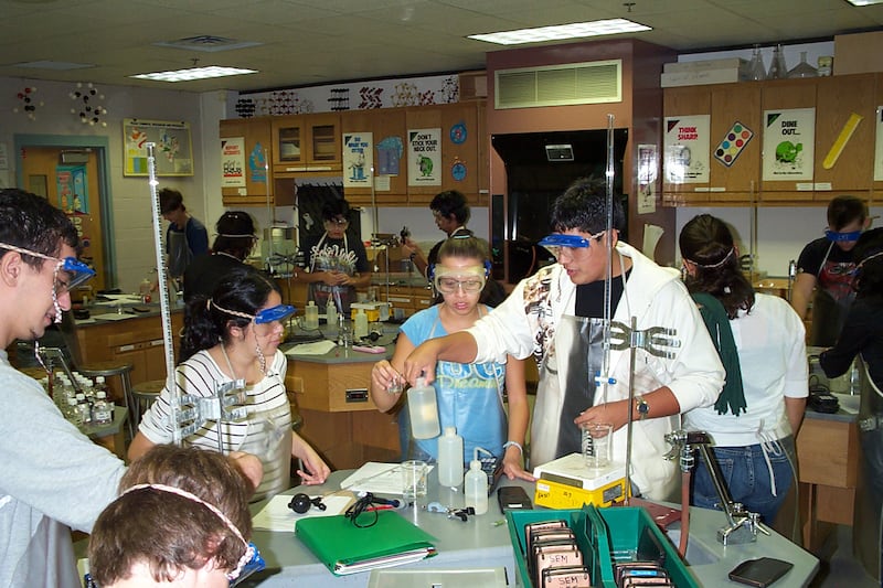 galleries/2013/05/06/top-25-high-schools-south/best-high-schools-south-dallas-sem_f2cfg8