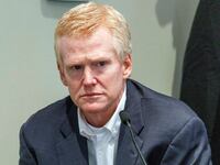 2023-02-23T223902Z_2002172124_RC24HZ9B4LT8_RTRMADP_3_SOUTH-CAROLINA-CRIME-LAWYER_mr7poz