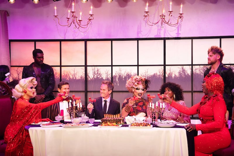 051023-tvpreview-dragmetodinner_iokgvh