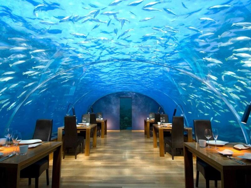 galleries/2014/04/23/restaurants-in-cool-unexpected-places-photos/0-unexpected-restaurants-maldives_jx6u8d