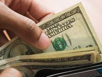 articles/2013/10/29/the-obamacare-ripoff-more-money-for-less-insurance/131029-frum-ripoff-tease-embed_umsade