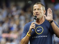 articles/2013/01/14/buzz-bissinger-i-was-deluded-to-believe-lance-armstrong-when-he-denied-doping/130113-lance-armstrong-bissinger_bpqnjy