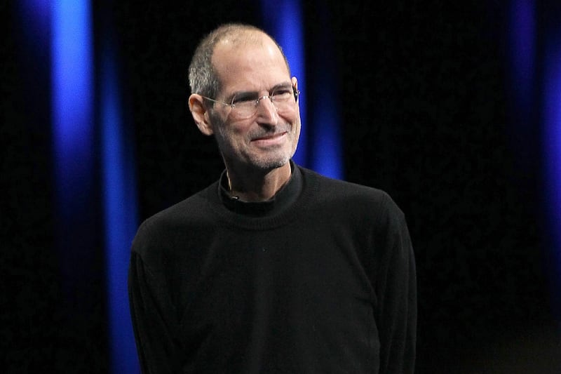 articles/2012/10/05/mike-daisey-remembers-steve-jobs-a-year-after-his-death/steve-jobs-death-1-year_oni7za