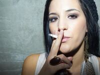 articles/2015/07/22/hey-ladies-light-smoking-is-still-smoking/150721-saunders-women-smoking-tease_fypaxk