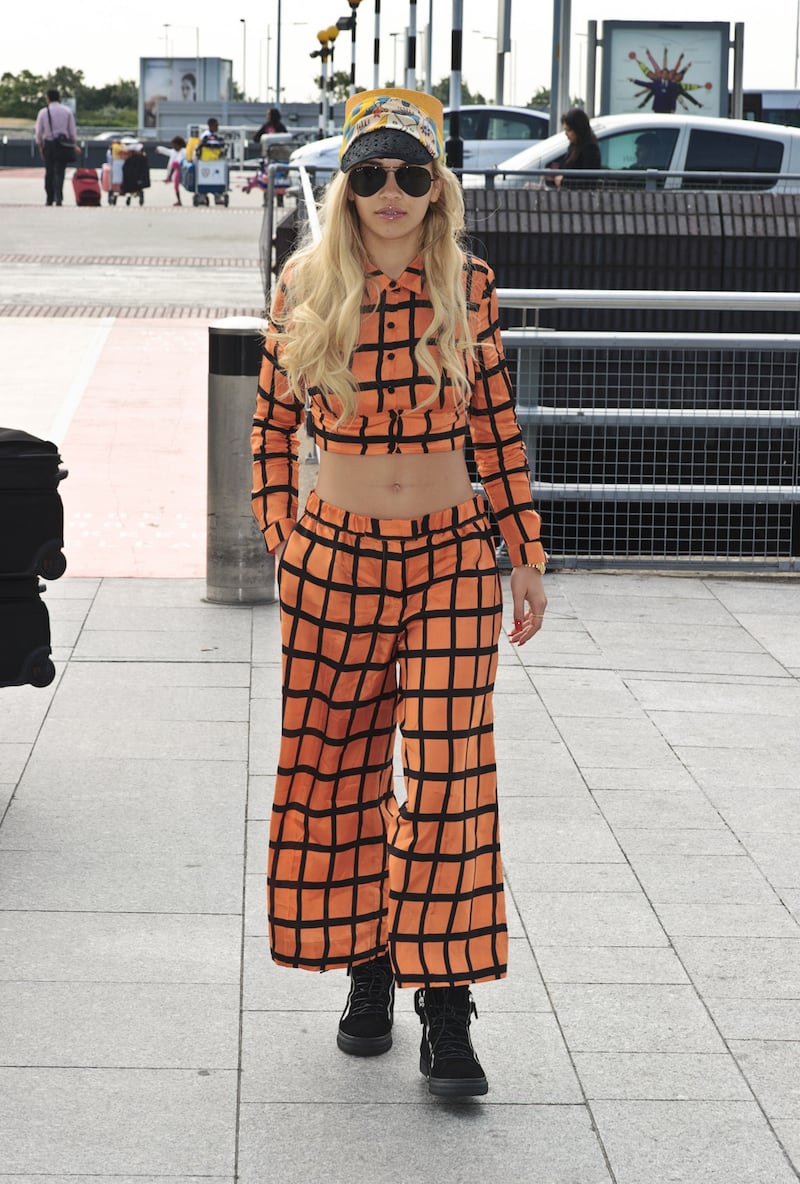 galleries/2014/05/05/the-rita-ora-fashion-lookbook/130627-bestworst-ora_wmimqd
