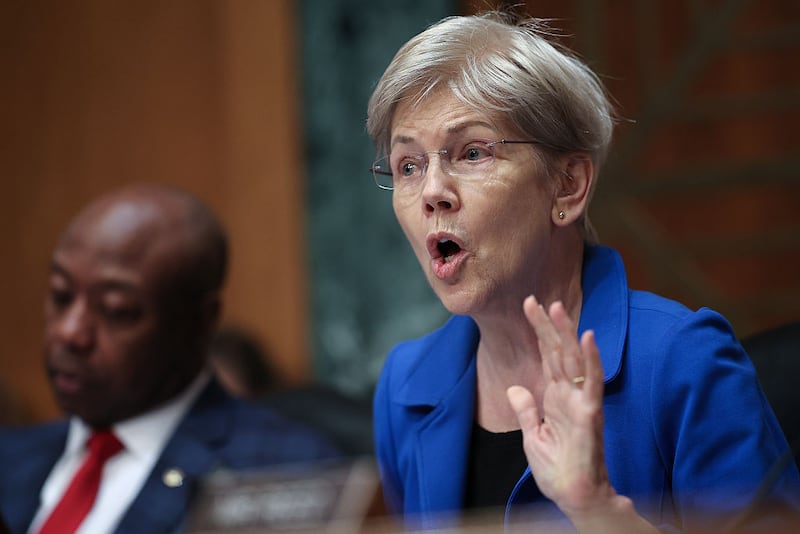 Sen. Elizabeth Warren (R) (D-MA), questions Stephen Miran, currently the Chairman of the Council of Economic Advisors, as he testifies before the Senate Banking, Housing and Urban Affairs Committee September 4, 2025 in Washington, DC. Miran has been nominated by U.S. President Donald Trump to be a member of the Board of Governors of the Federal Reserve System.
