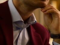 220131-Schager-The-Tinder-Swindler-tease_udcnqe