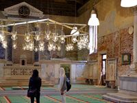articles/2015/05/15/venice-s-only-mosque-is-inside-a-church/150514-nadeau-venice-tease_xw7d3y